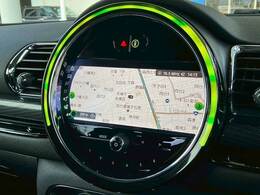 先進のBMW　タッチパッド付きi-driveとほぼ同性能のHDDナビゲーションになります。USBインターフェースやブルートゥースオーディオなど様々な先進機能をお楽しみいただけます。