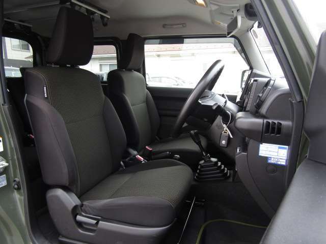 【全車内ルームクリーニング】キレイな状態でお車をご覧いただけます。LINEでのお問合せ、写真添付OKです。