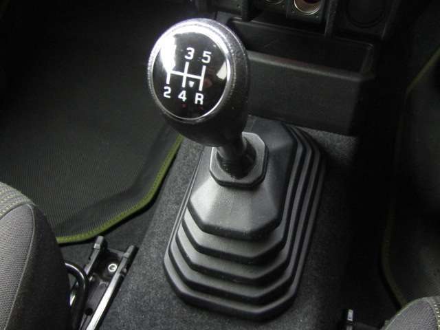 走りの5速マニュアルターボ車です☆