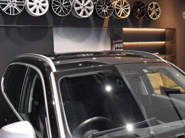 BMW、MINI認定中古車は360°を徹底的にチェック。エンジンやトランスミッション、電気系統やコンピュータ・システムなどを詳細に点検。交換基準に達した部品は整備した後にご納車いたします。