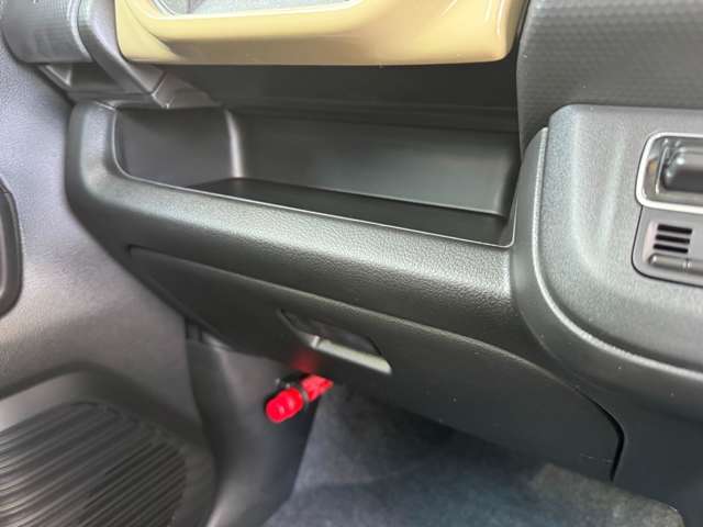 遠方の方でもお安くご納車費用を抑えさせて頂きます♪また店頭でご納車させて頂く事が出来れば県外登録費用は不要です♪詳細はお気軽にお問い合わせ下さい☆