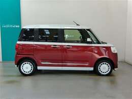 流れるようなサイドラインが、美しさと力強さを演出します。