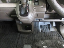 車内もクリーニング済みです。