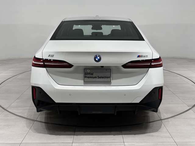 弊社ではオーナー様の安心安全ドライブをサポートさせていただくためにもBMW自動車保険をお勧めしておりますhttps://www.bmw.co.jp/ja/topics/service-and-accessory/financial-services/insurance/index.html＃