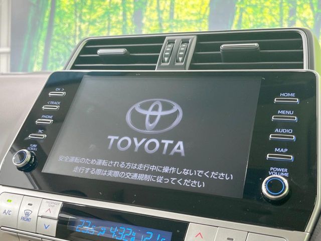 【9インチ　ディスプレイオーディオ大画面ディスプレイへお持ちのスマートフォンと連携して、ナビやbluetoothでの音楽再生が可能です♪デザインはもちろん操作性も良好！別途ナビ機能の取付可能です♪