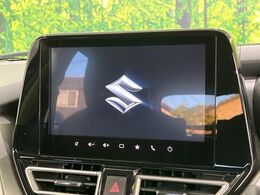 【メーカー純正ナビ】インテリアに溶け込むスタイリッシュな「専用設計」メーカーナビを装備♪視認性や操作性など基本性能にも優れ、より上質なカーライフをお楽しみいただけます。