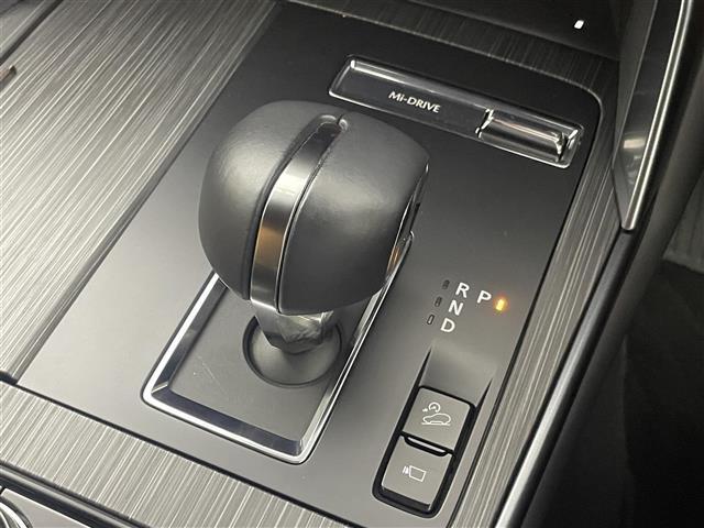 【運転席操作部】快適なドライブを楽しむための機能が装備されています！運転席から触れるので、使いやすいです！除菌プランいれていただくと、さらに清潔で安心していただけます！