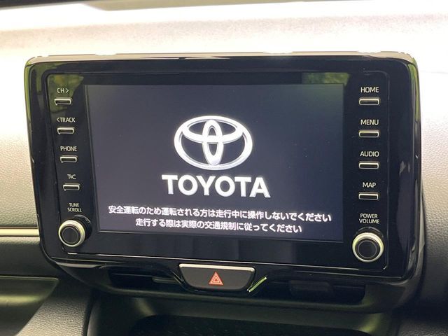 【8インチ　ディスプレイオーディオ】大画面のディスプレイはAppleCarPlayやAndroidAutoが利用可能。大きな画面でスマホナビアプリ等が利用いただけます♪