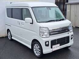 【各メーカーのお車を展示】トヨタ・ダイハツ・スズキ・ホンダ・スバル・マツダ・日産・国内各メーカーを展示しています。安い軽・燃費の良い車・荷室が広い車・広い軽・悪路に強い軽・などなど展示中です。