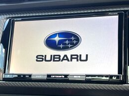 【純正ナビ】人気の純正ナビを装備しております。ナビの使いやすさはもちろん、オーディオ機能も充実！キャンプや旅行はもちろん、通勤や買い物など普段のドライブも楽しくなるはず♪