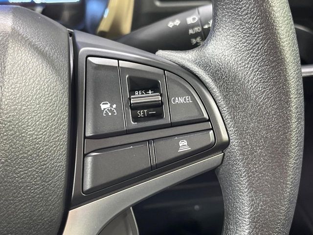 【アダプティブクルーズコントロール】高速道路での長距離走行が楽に！！自動で速度を保つクルーズコントロールが、衝突軽減システムと連携し、前方の車両を感知して車間を保つように速度調節してくれます！！