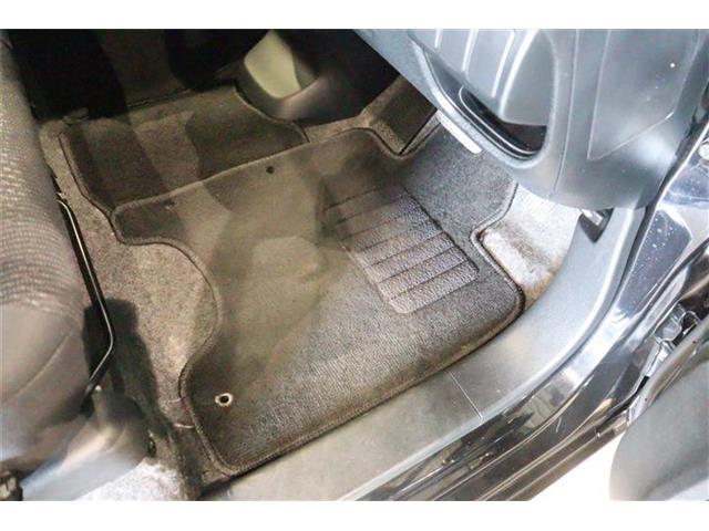 純正・社外問わず綺麗なマットがいいですよ！大切に乗ってきたかがわかります！