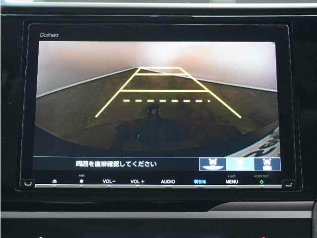 ◆バックカメラ◆リバースにするだけで映ります、後方の安全確認や、狭い駐車場での車庫入れ、雨の日や夜間など視界の悪い時に便利です！安全にバックする為には欠かせない装備です。
