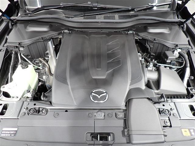 エンジンルームもきれいに清掃済みです♪　納車前にはエンジンオイルもしっかりと交換いたします！