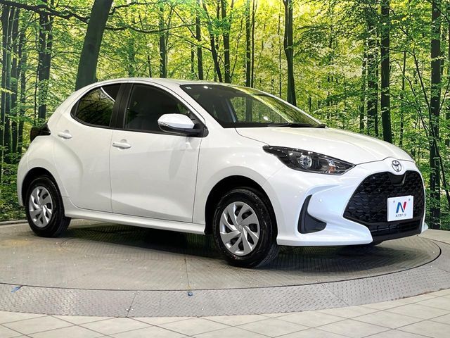 大好評のボディコーティング「弾スプラッシュコート」もご納車までに施工可能。通常のガラスコートと異なる、耐久年数6年の無機質ガラスコーティングが、ボディをキレイな状態に保ってくれます。