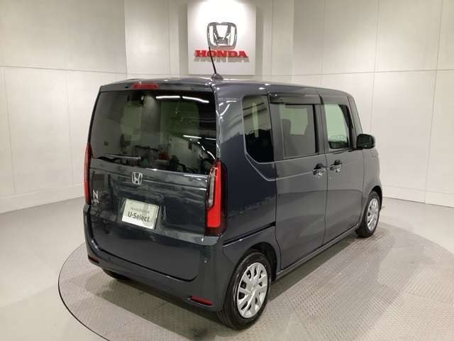 【Honda認定中古車 U-Select】　は3つの安心をお約束します。　1　Hondaのプロが整備した安心。 2　第三者機関がチェックした安心。　3　購入後もHondaが保証する安心。