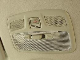 緊急時の通報がボタン操作ひとつで出来るのはもちろん、ドアロックやハザードランプの消灯などをスマートフォンアプリからおこなえる　スズキコネクト車です。　※ご利用には、別途手続きが必要です。