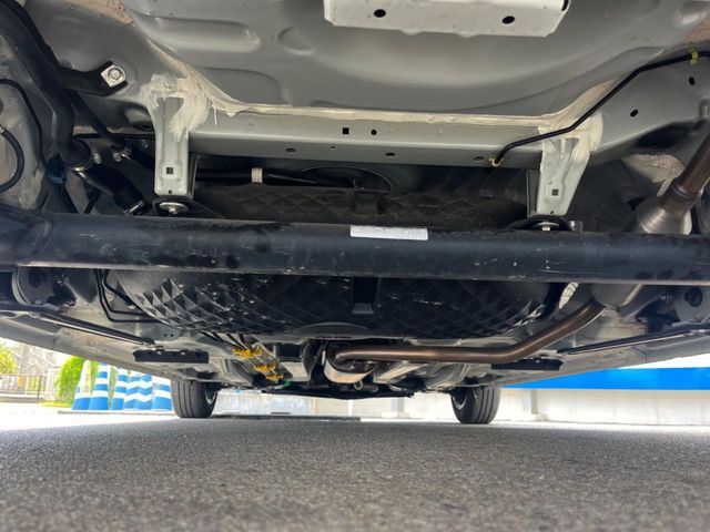 下回りがきれいなうちに、防錆加工の施工がオススメ。降雪地域はもちろん、沿岸部にお住いの方や、趣味でマリン・ウィンタースポーツをされる方にご好評いただいております。