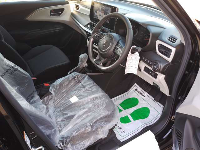 弊社はカーセンサーアフター保証取扱店です☆　購入後の安心をお届け致します。　新車に保証があるのに、中古車の保証こそとても大切だと思います。　業界随一の範囲と安値！　詳しくはスタッフまでお尋ねください♪