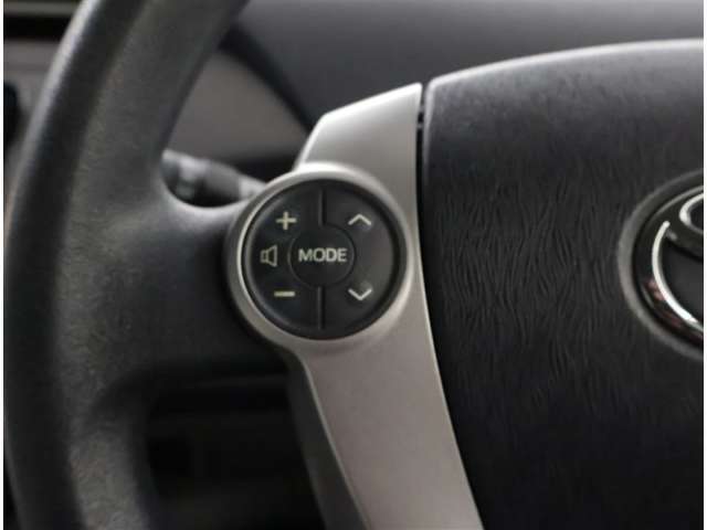 ステアリングスイッチが使い易いですね！