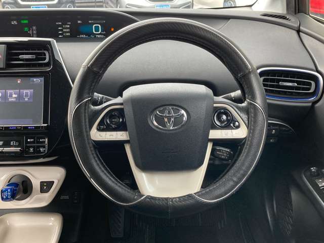 お車に安心にお乗りいただくための西日本自動車独自の保証で安心してカーライフをお楽しみ下さい。