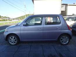 数ある車輌の中から当車輌をご覧いただきありがとうございます！当車輌のこと、現在お乗りのお車で何か気になることがございましたらお気軽にご連絡ください♪車輌や当店の見学だけでも大歓迎です♪