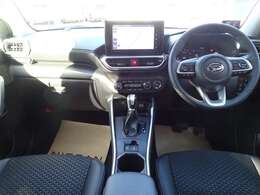 ◆内装/ブラック◆ タバコ臭があります。コゲ跡等はございません。