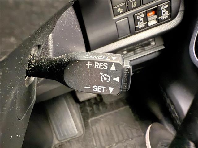 【運転席操作部】快適なドライブを楽しむための機能が装備されています！運転席から触れるので、使いやすいです！除菌プランいれていただくと、さらに清潔で安心していただけます！