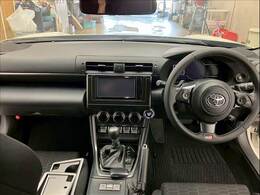 納車前にはディーラーでの整備依頼を実施しております（＾＾♪お客様の安心を第一に考えて、車両販売に力を入れております♪