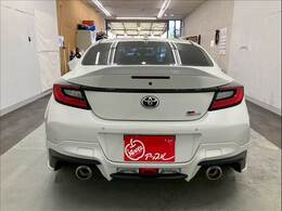 スタッフ数名がキーパーコーテイングの資格を持ってます♪お車をピカピカにしたい方はぜひ♪