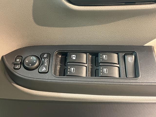 ダイハツディーラーでは「ダイハツ認定U-CAR」という基準を設け、車選びに詳しくないお客様でも「安心して選べる」をご提供しています。