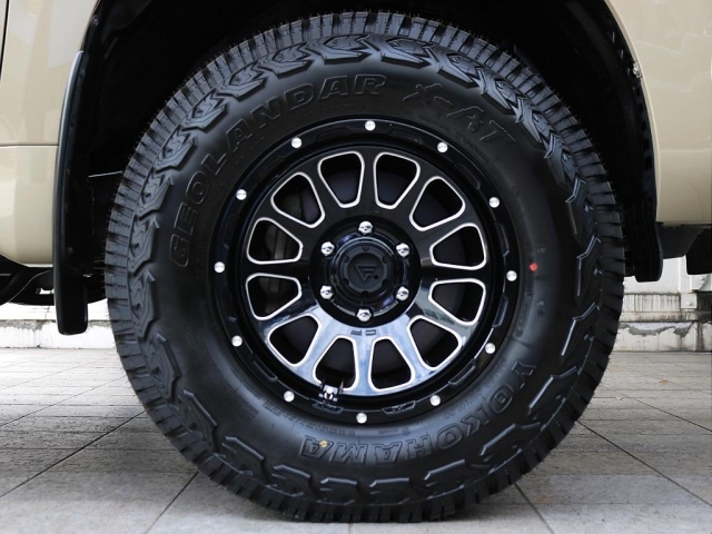 デルタフォースOVAL17inchアルミホイール＆YOKOHAMAジオランダーX-ATの組み合わせ！！