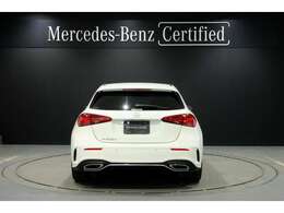 メルセデスの認定中古車『サーティファイドカー』は、日本全国に張り巡らされたメルセデス・ベンツ正規サービスネットワークのサポートを受けることができます。