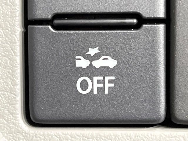 【スズキ　セーフティサポート】走行中に前方の車両等を認識し、衝突しそうな時は警報とブレーキで衝突回避と被害軽減をアシスト。より安全にドライブをお楽しみいただけます。