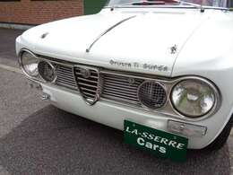 レース用のホモロゲーションモデルで501台のみ生産です。