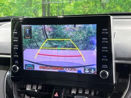 【バックカメラ】駐車時に後方がリアルタイム映像で確認できます。大型商業施設や立体駐車場での駐車時や、夜間のバック時に大活躍！運転スキルに関わらず、今や必須となった装備のひとつです！