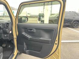 「この車の写真をもっと見たい」「状態が気になる」「この装備はついている？」どんな小さな疑問でもお気軽にお問い合わせください！