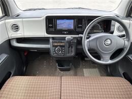 【インパネ全体】全方位で視界が広く、高い目線で運転もしやすいです！