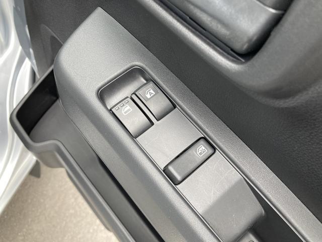 店内の入り口からお手洗いまで全てバリアフリーのため、車椅子をお使いのお客様や足が不自由なお客様もご安心してご来店いただけます。