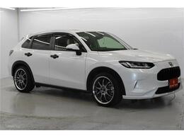 大好評のボディコーティング「ハイモースコート」もご納車までに施工可能。雨染みや線傷など中古車だからと諦めていませんか？ピカピカの状態でお乗り出しいただけます。