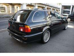 初めてお車を購入するお客様にも不安や不明点がないようスタッフが丁寧にお答えいたします。　スタッフ一同ご来店心よりお待ちしております！！