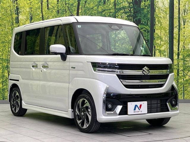 大好評のボディコーティング「弾スプラッシュコート」もご納車までに施工可能。通常のガラスコートと異なる、耐久年数6年の無機質ガラスコーティングが、ボディをキレイな状態に保ってくれます。
