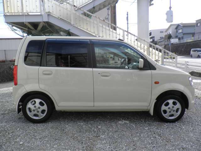 車検整備2年付き！支払総額29！高齢者ワンオーナー　キーレス　禁煙車　ディーラーメンテ車　タイヤ8分山　内外装綺麗な車両なので一度ご覧ください！