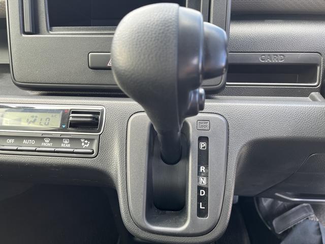 無断変速オートマ（CVT）は滑らかな変速で燃費も良いですよ！