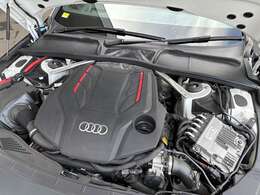 Audi最新モデルはもちろん、認定中古車も展示中。試乗車も豊富にご用意して皆様のご来場をスタッフ一同お待ち申し上げております。