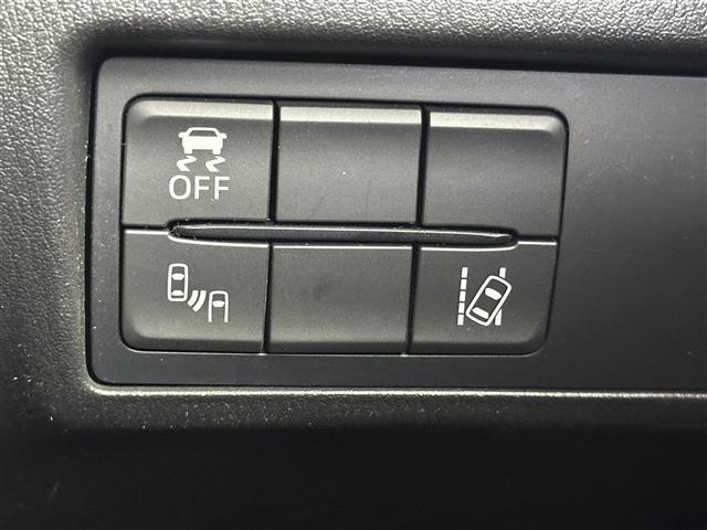 【運転席操作部】快適なドライブを楽しむための機能が装備されています！運転席から触れるので、使いやすいです！除菌プランいれていただくと、さらに清潔で安心していただけます！