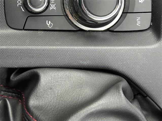 【運転席操作部】快適なドライブを楽しむための機能が装備されています！運転席から触れるので、使いやすいです！除菌プランいれていただくと、さらに清潔で安心していただけます！