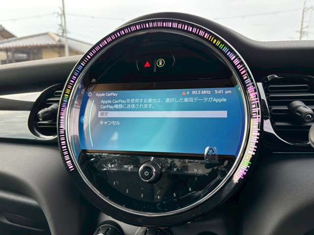 遠方でお車をご覧いただけないお客様にも安心してご検討頂けるよう、第三者査定機関にて、車両チェックを行っております。