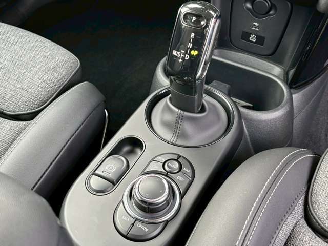 GLION GROUP wizの車両をご覧いただき、誠にありがとうございます！お客様にピッタリなお車をスタッフがご案内させていただきます！