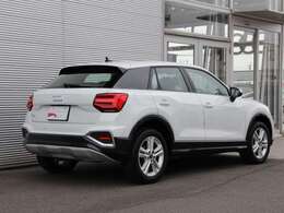 コンパクトなボディに新しいアウディの魅力を凝縮したSUV「Q2」。エンジンが低負荷の際には2気筒となる気筒休止システムのシリンダーオンデマンド（cod）の採用により低燃費を実現している。